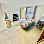 Cambridge City Centre Studio, Sleeps 3